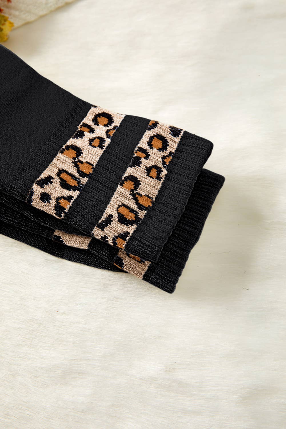 Leopard Striped Detail Ribbed Cuffs Womens Sock 1 pair