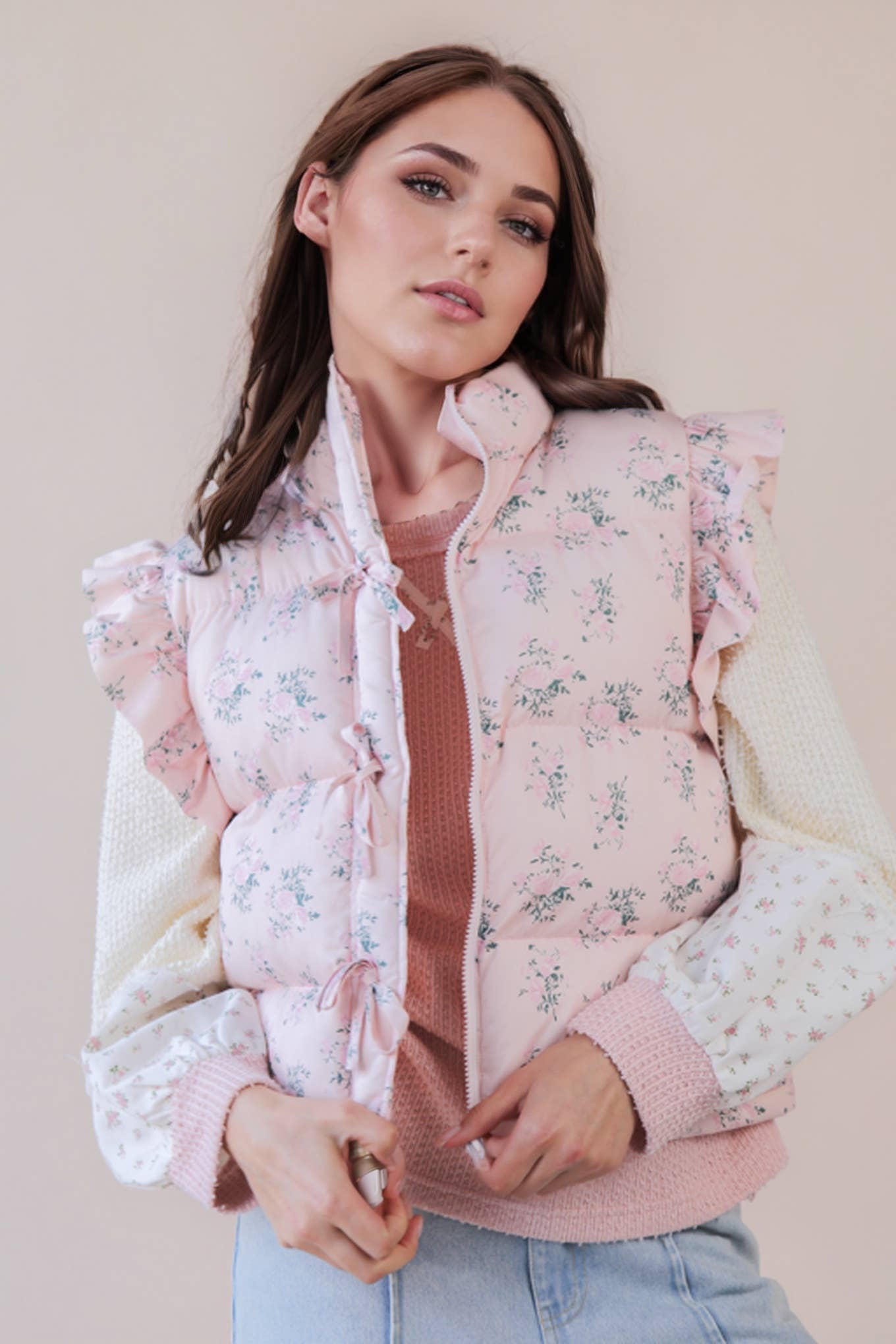 Front Bow Ruffle Sleeve Puffer Vest