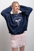 LA VITA IN ROSA BOW GRAPHIC CREW NECK SWEATSHIRT